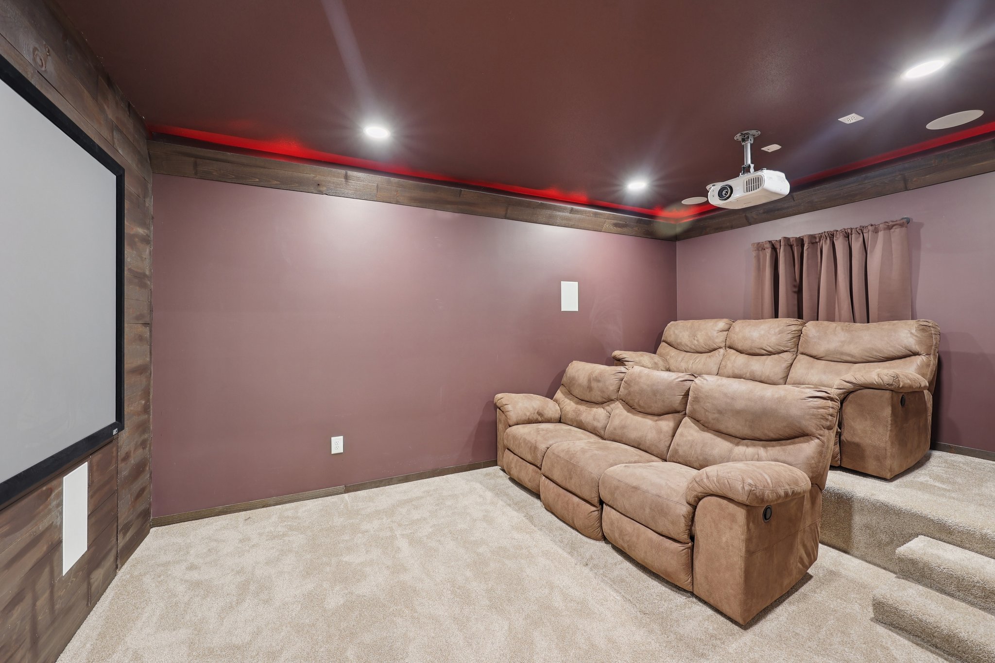 Reeder Rdg-L2310-058.jpg