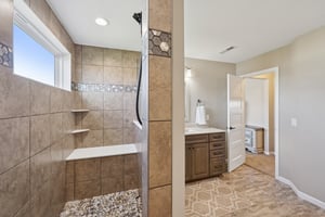 Reeder Rdg-L2310-047.jpg