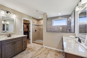 Reeder Rdg-L2310-050.jpg