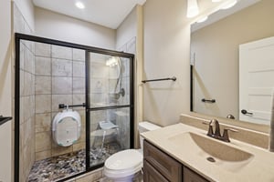 Reeder Rdg-L2310-056.jpg