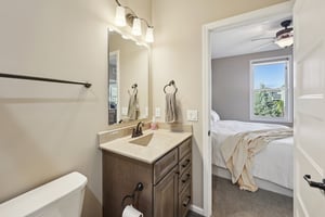 Reeder Rdg-L2310-057.jpg