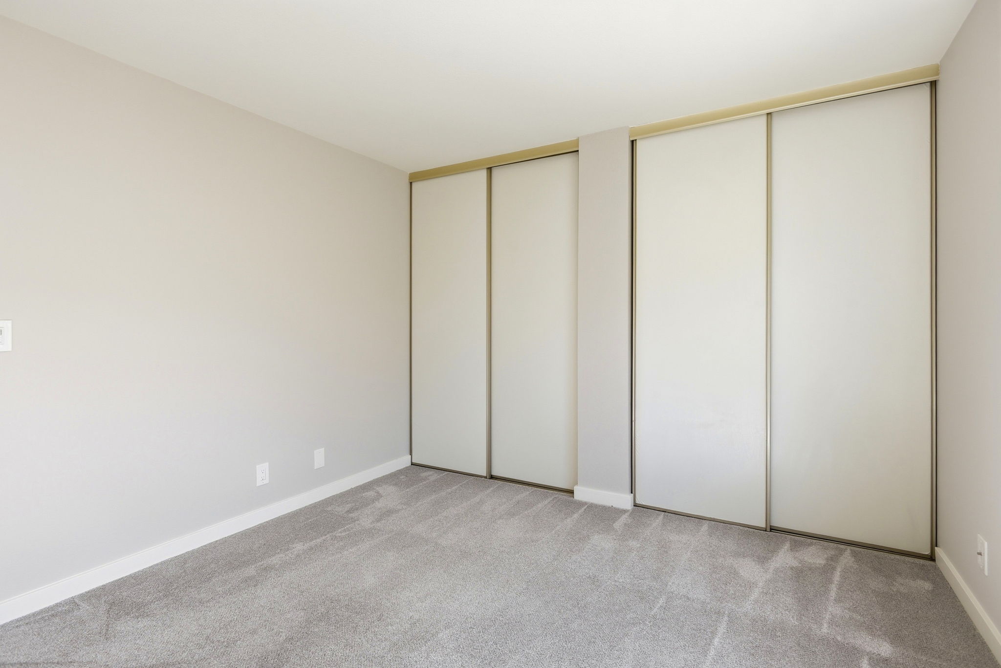 019_F8_1687 Bayridge Way 105