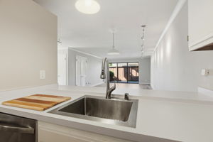010_F8_1687 Bayridge Way 105
