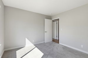 018_F8_1687 Bayridge Way 105