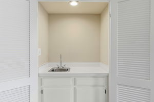 029_F8_1687 Bayridge Way 105