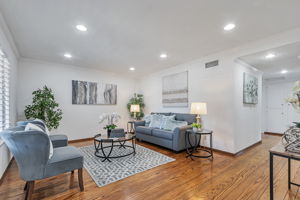 007_1687 Mendenhall Dr