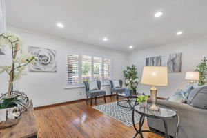 008_1687 Mendenhall Dr