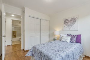 028_1687 Mendenhall Dr