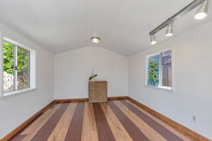 029_1687 Mendenhall Dr