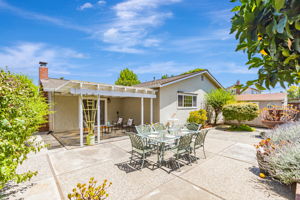 038_1687 Mendenhall Dr