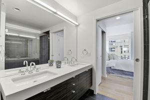 046_F8_1688 Pine St_
