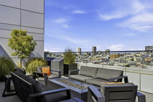 050_F8_1688 Pine St_