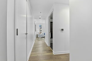 002_F8_1688 Pine St E1008