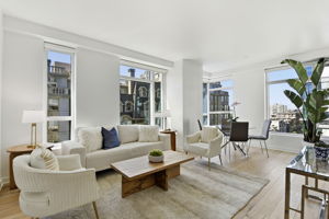 008_F8_1688 Pine St E1008