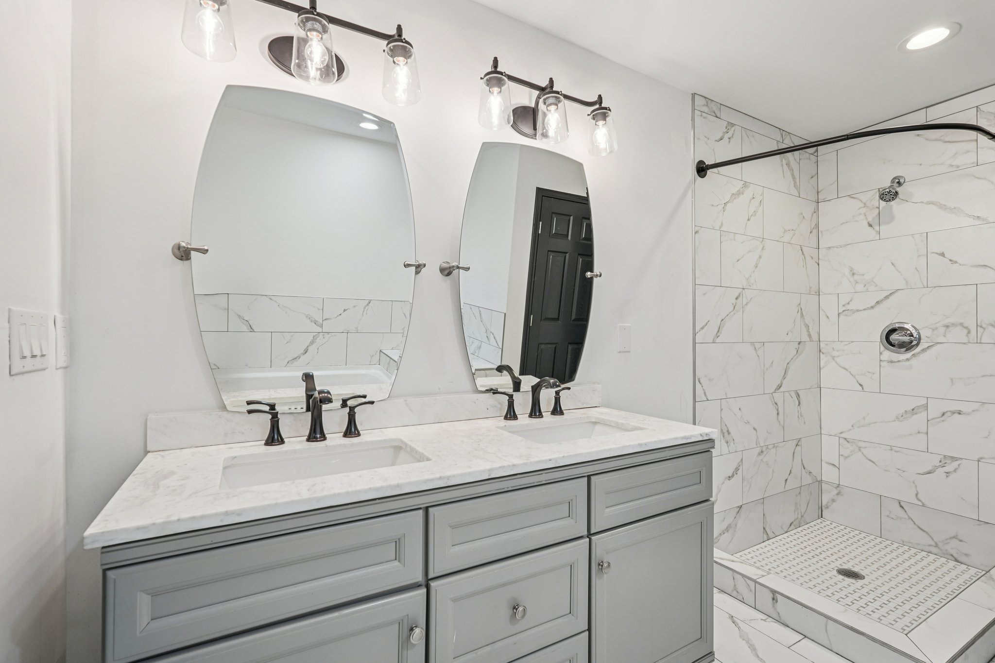 Derry Ave SW-S1911-030.jpg