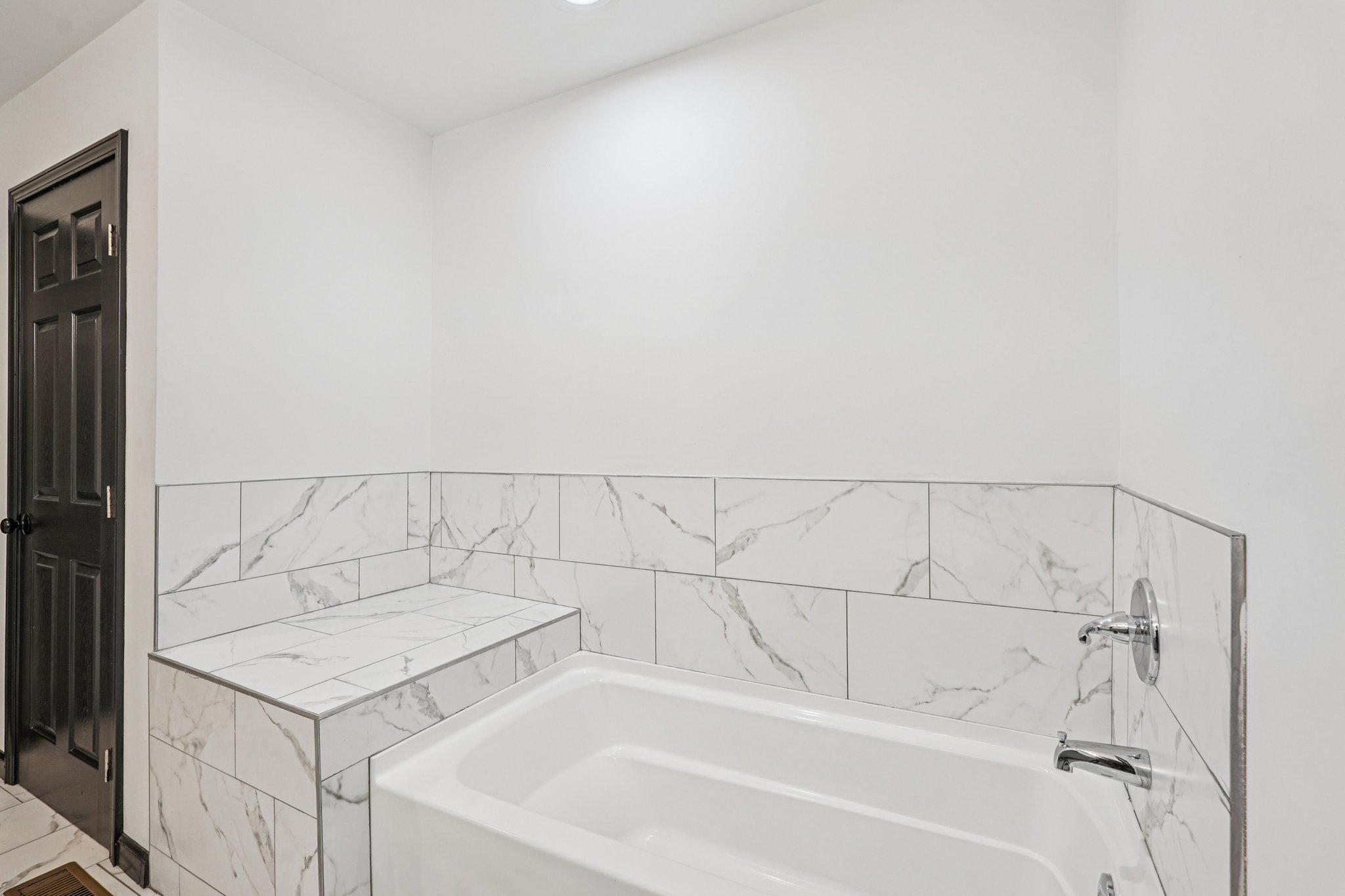 Derry Ave SW-S1911-033.jpg