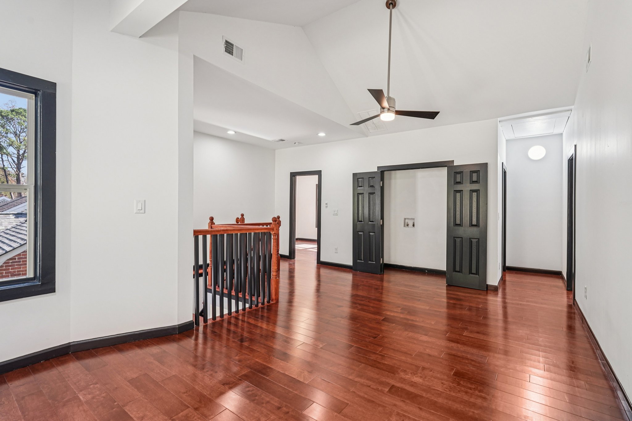 Derry Ave SW-S1911-042.jpg