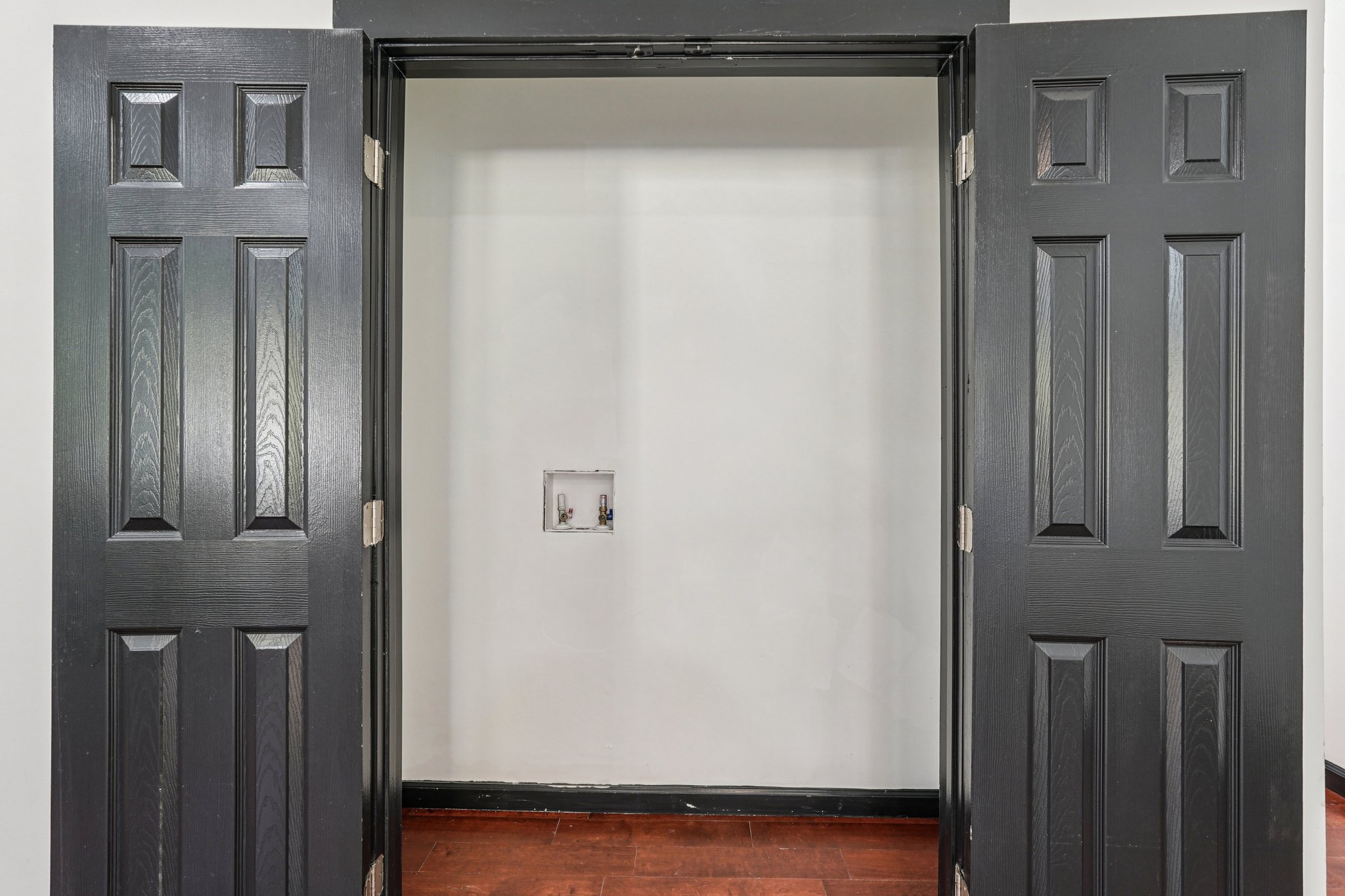 Derry Ave SW-S1911-043.jpg