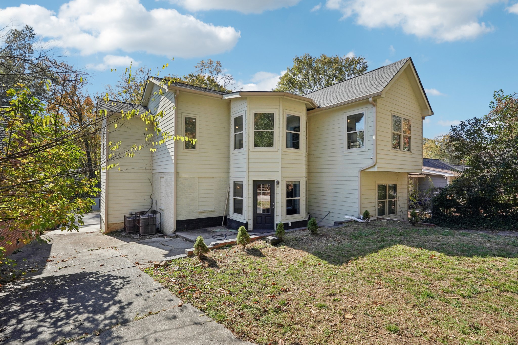 Derry Ave SW-S1911-057.jpg