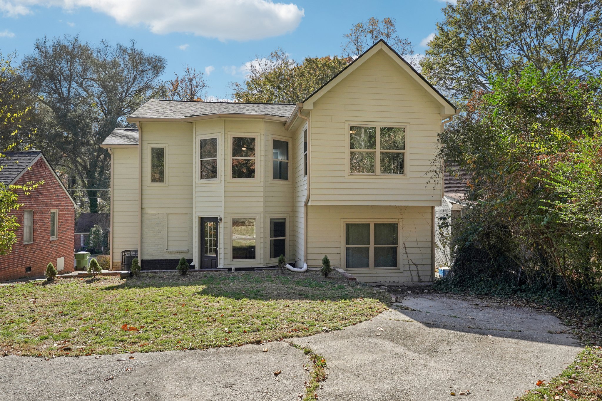 Derry Ave SW-S1911-058.jpg