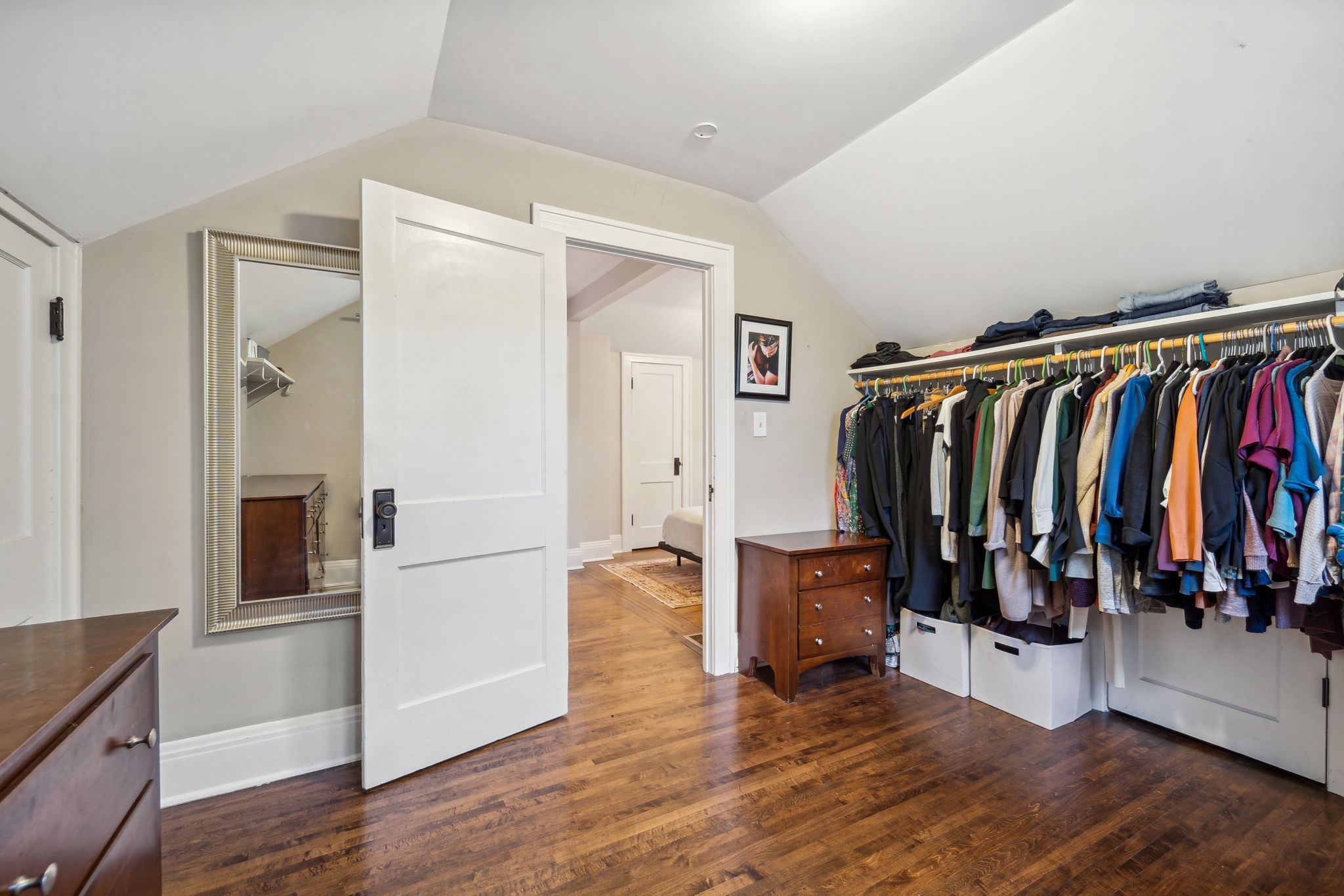 Very Large Walk in Closet/dressing area