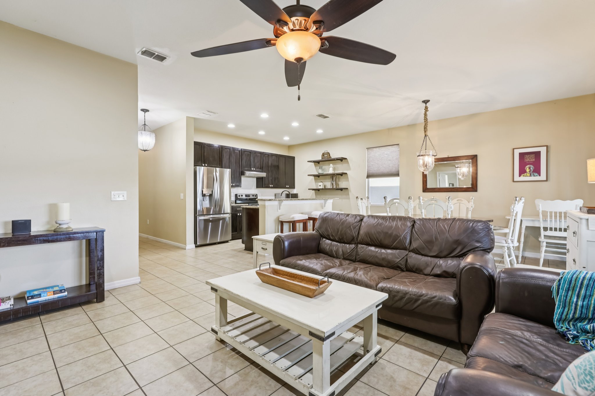 Strathmore Cir-S3112-005.jpg