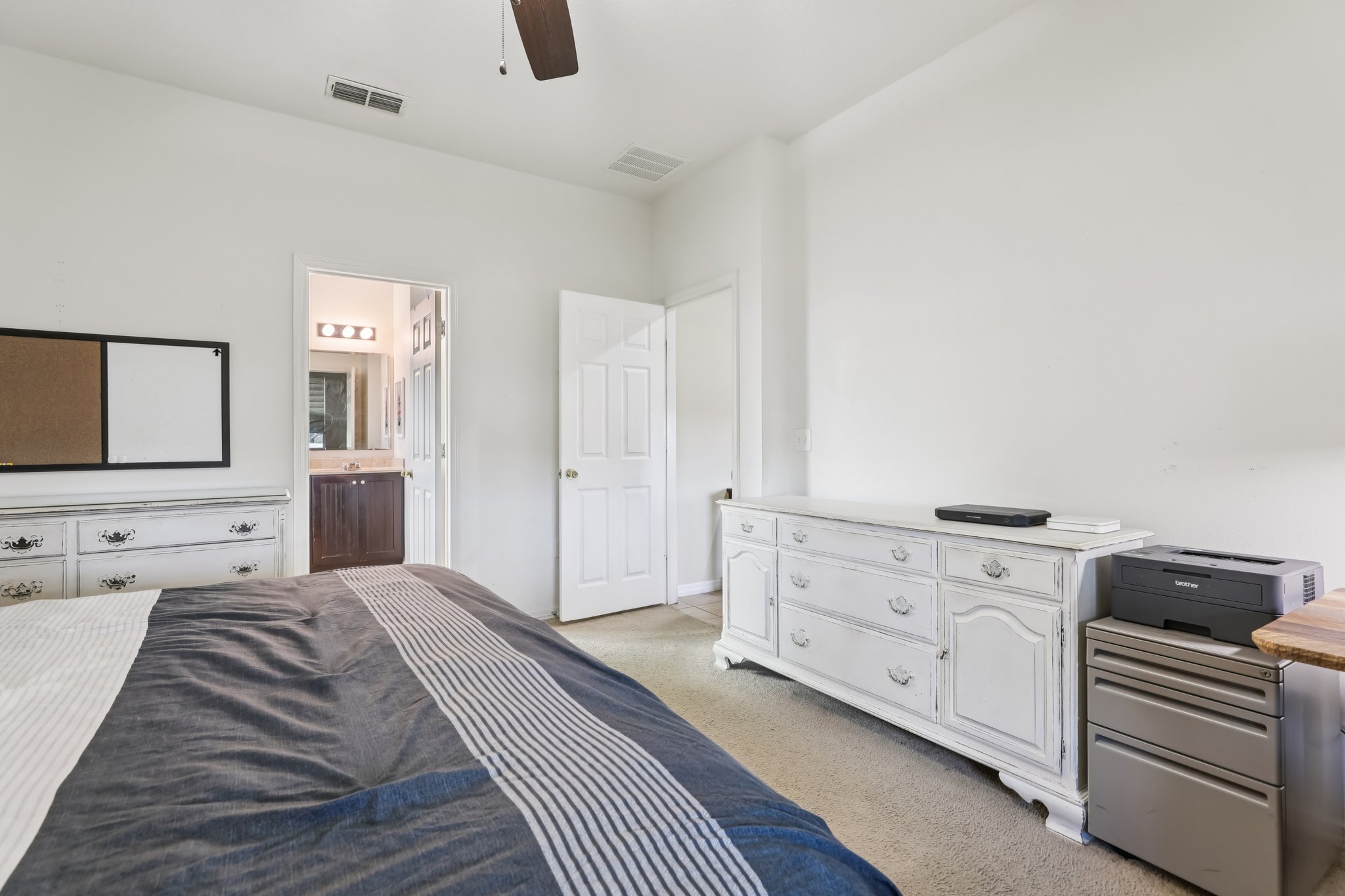 Strathmore Cir-S3112-026.jpg