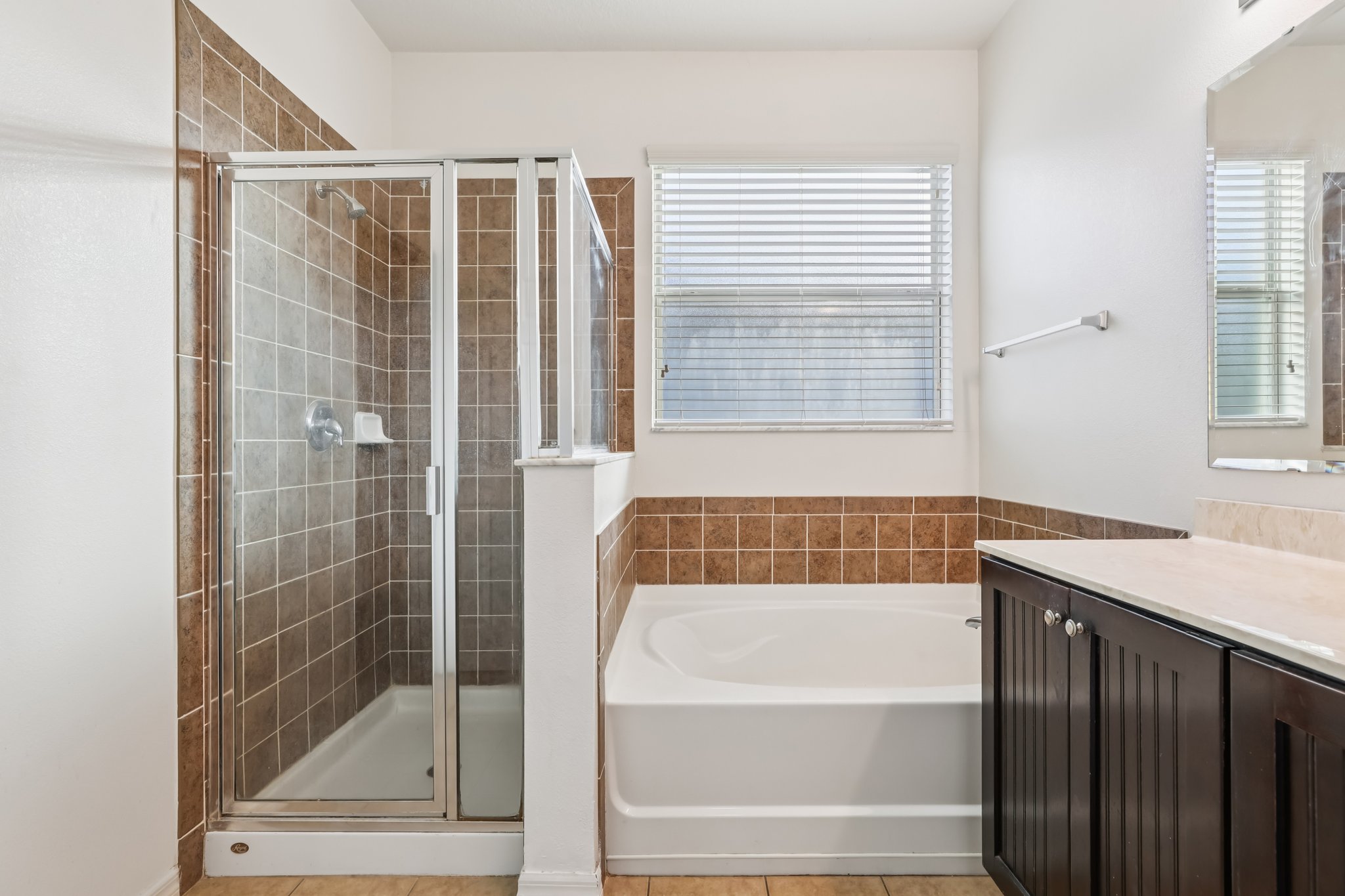 Strathmore Cir-S3112-028.jpg