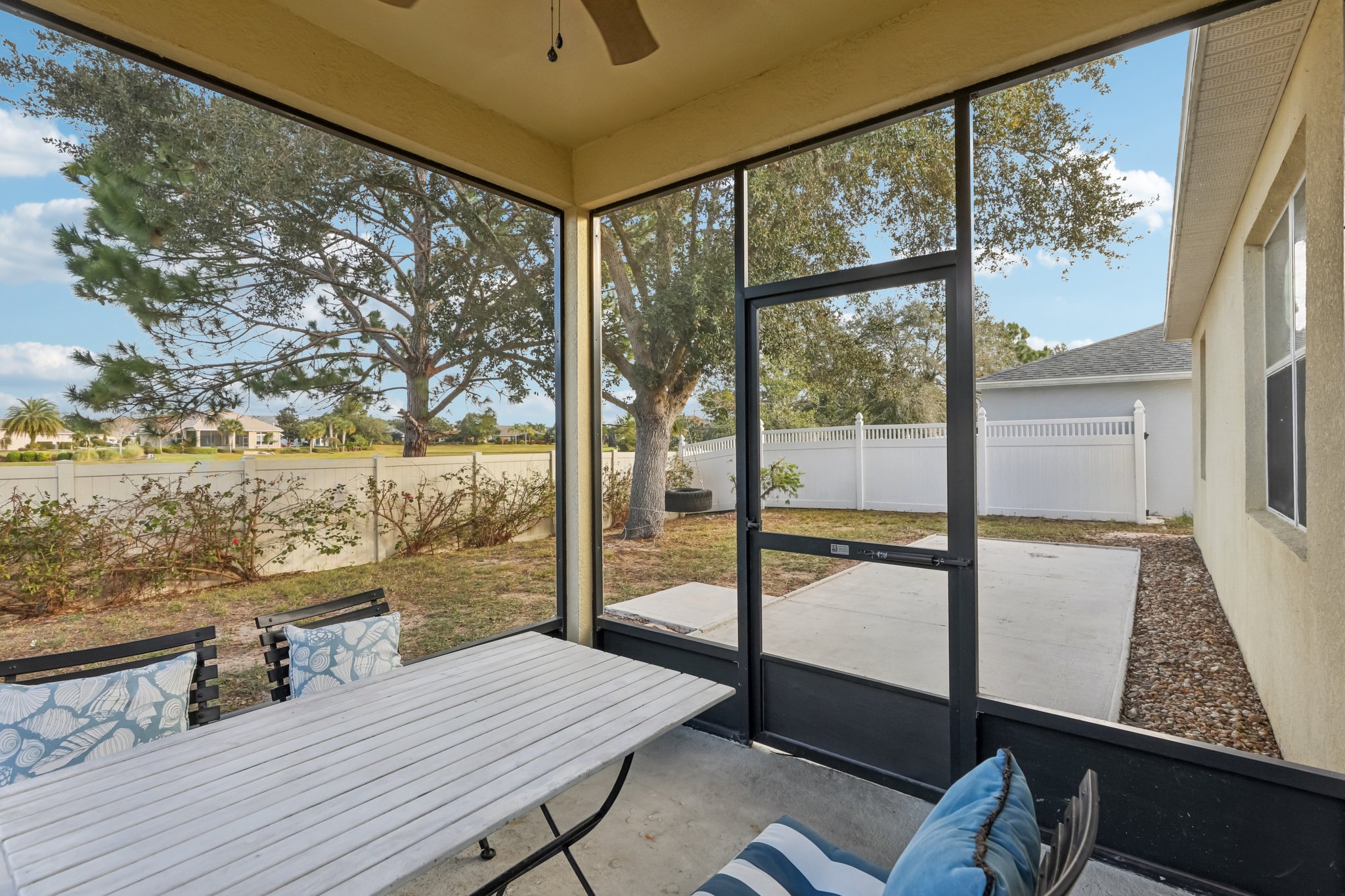 Strathmore Cir-S3112-031.jpg