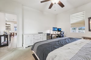 Strathmore Cir-S3112-025.jpg