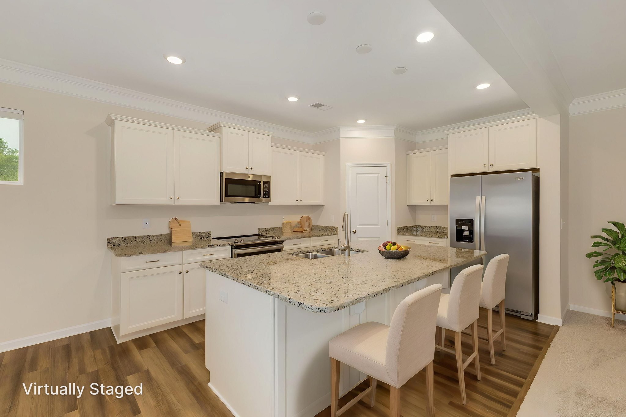 169 Caledonia Dr-014 virtually staged.jpeg