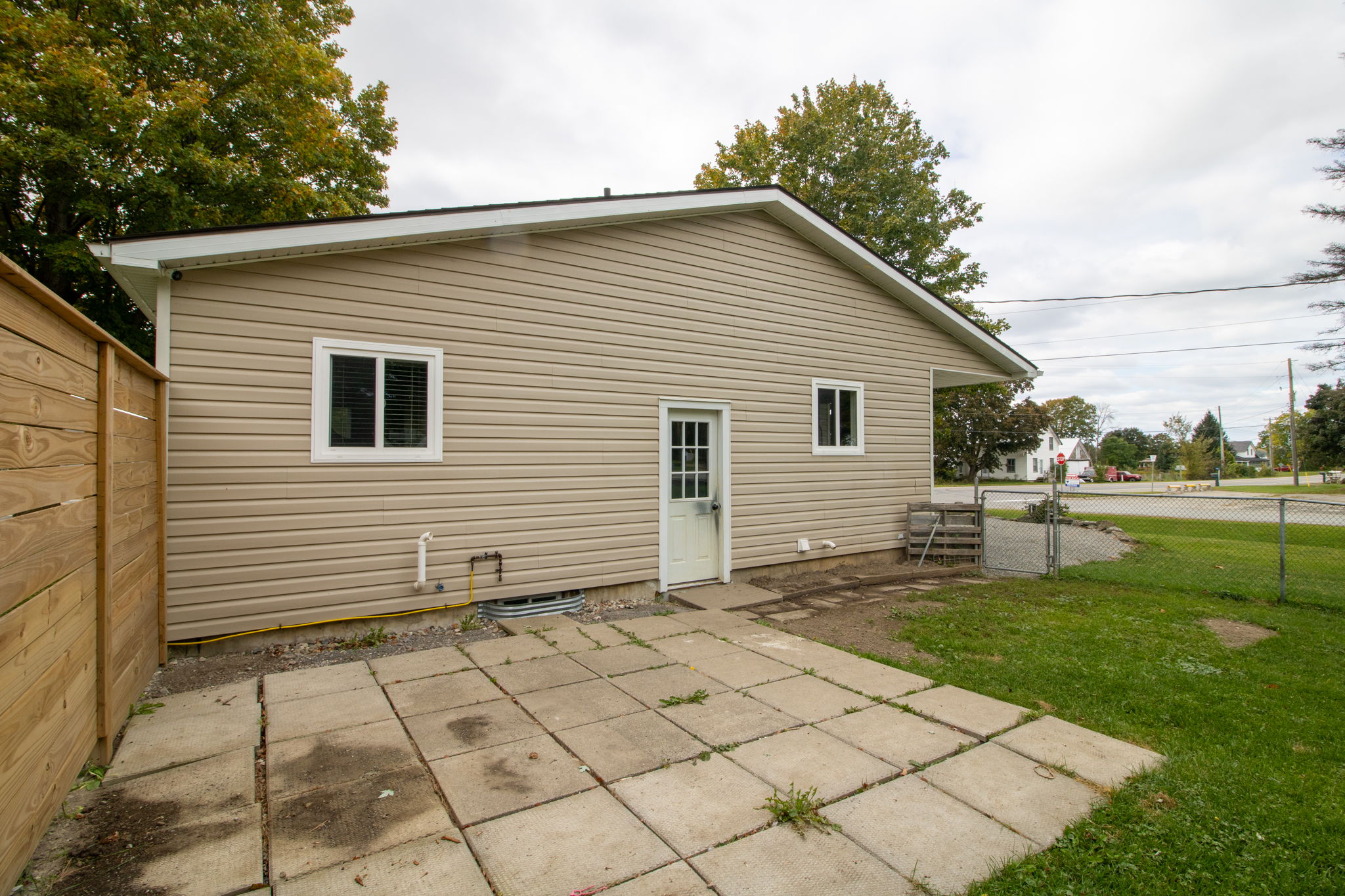  Photo 46