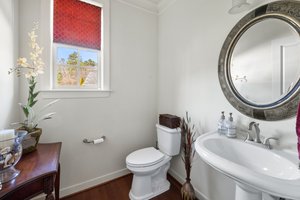  Photo 23