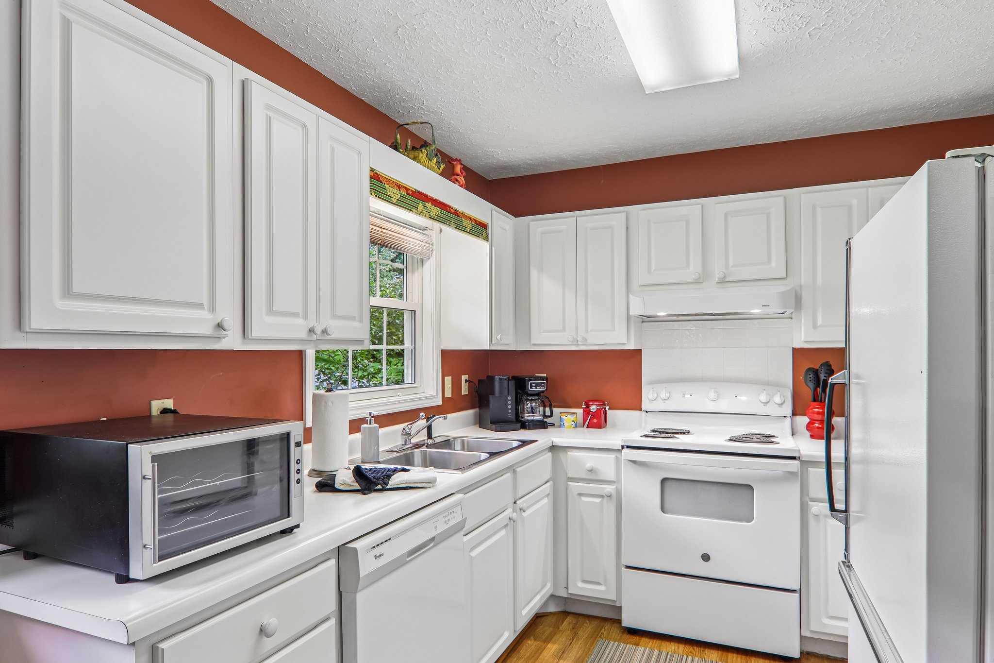 Highview Dr-S0708-018.jpg