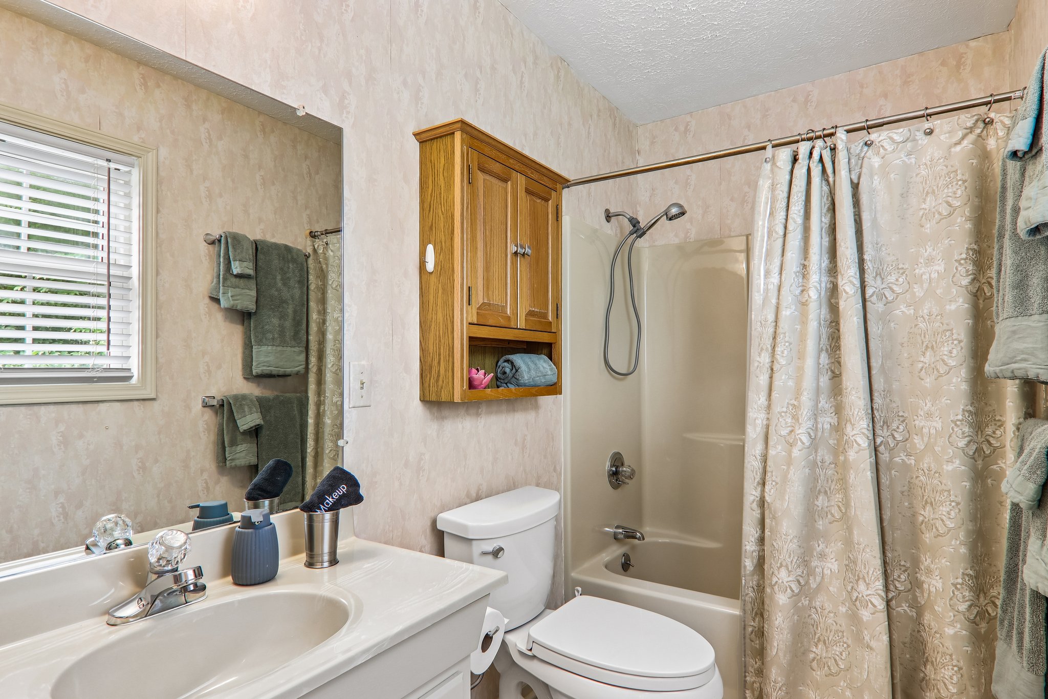 Highview Dr-S0708-027.jpg