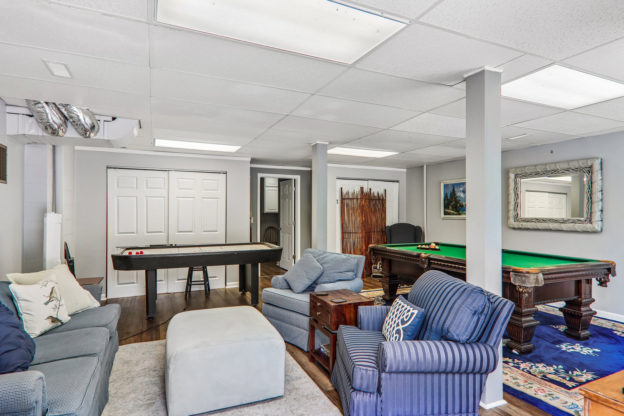 Highview Dr-S0708-044.jpg