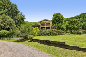 Highview Dr-S0708-004.jpg