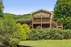 Highview Dr-S0708-005.jpg