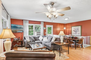 Highview Dr-S0708-012.jpg