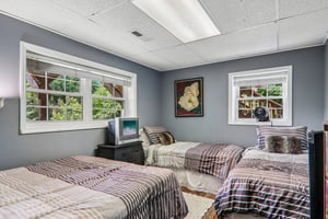 Highview Dr-S0708-036.jpg
