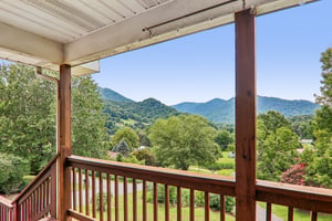 Highview Dr-S0708-054.jpg