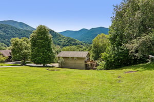 Highview Dr-S0708-059.jpg
