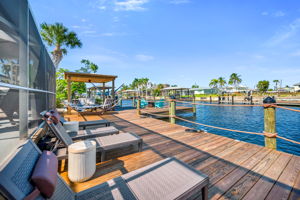 Dock Seating