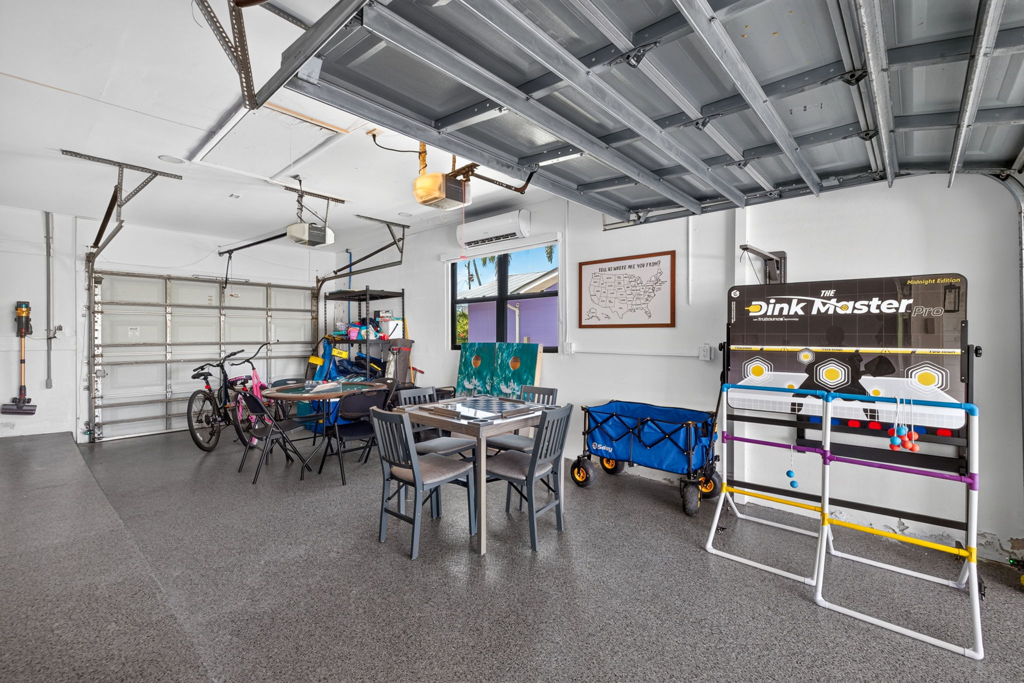 Garage 1 of 2