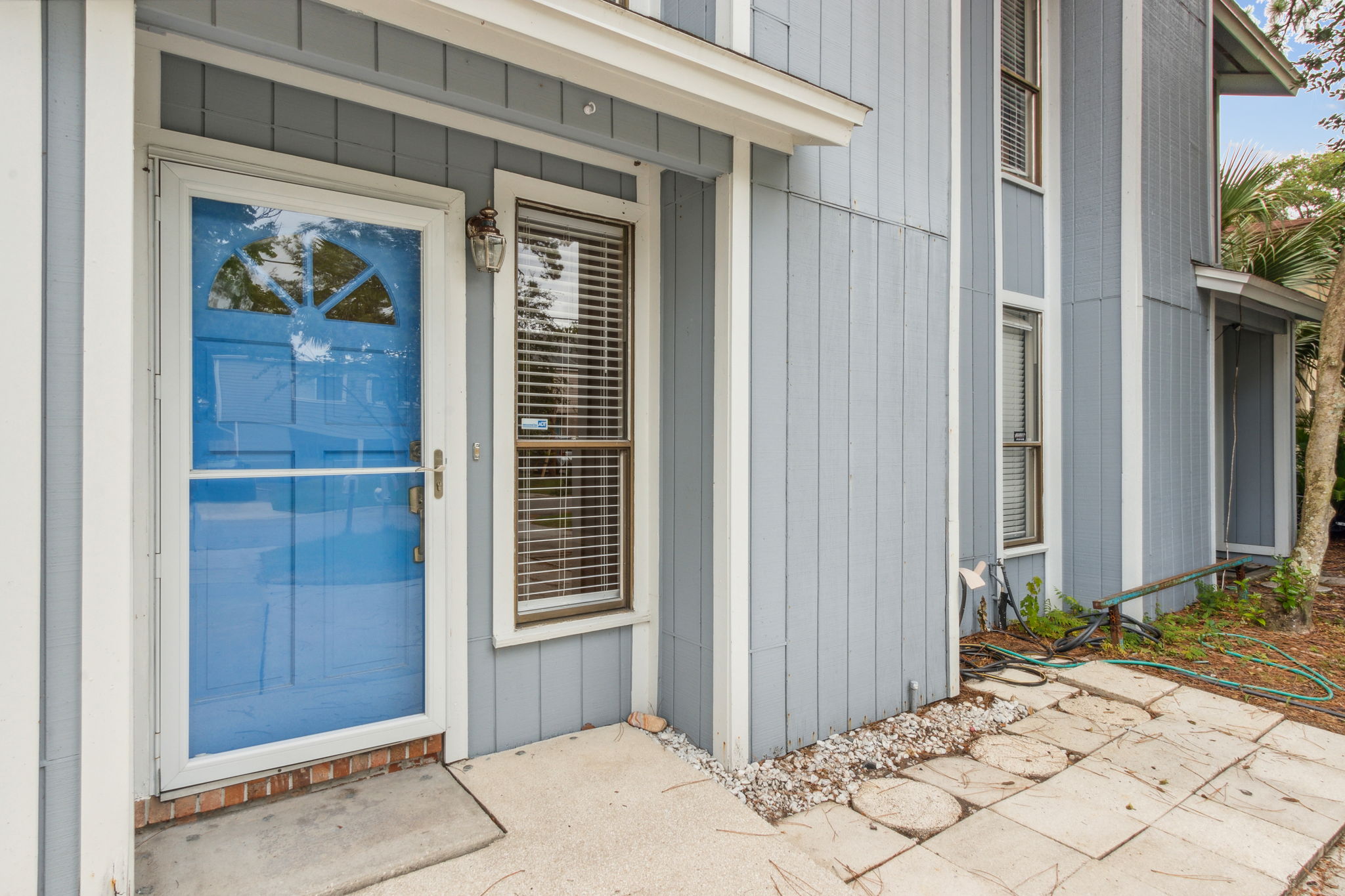 Front Entry Detail