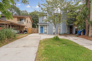 Welcome to 169 Poinsettia St