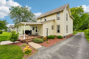 Walnut St-S2006-040.jpg