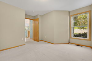  Photo 37