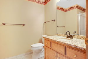  Photo 44