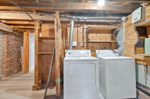  Photo 35